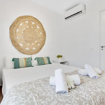 Vistamarina B201 By Ivi Real Estate Apartment